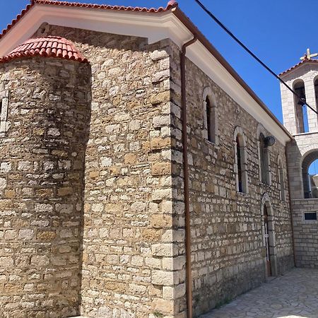 Au Son Des Cloches Zacharo Exterior foto